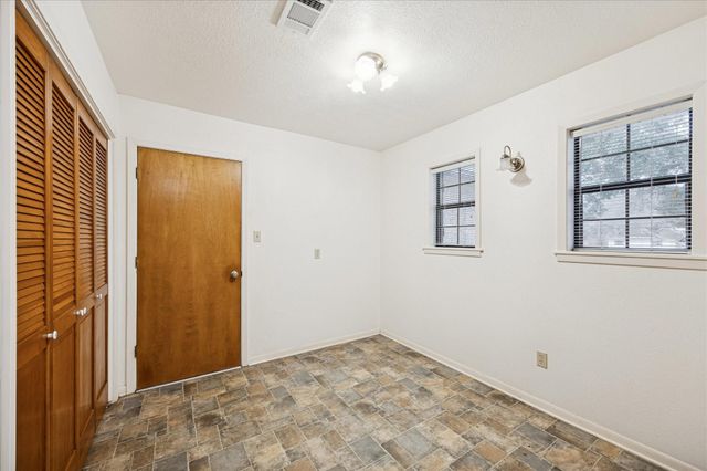 110 Wild Phlox Drive, Bellville, TX 77418