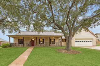 110 Wild Phlox Drive, Bellville, TX 77418