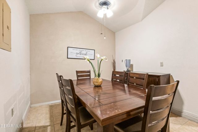 877 MONDEL PINE Place, El Paso, TX 79907