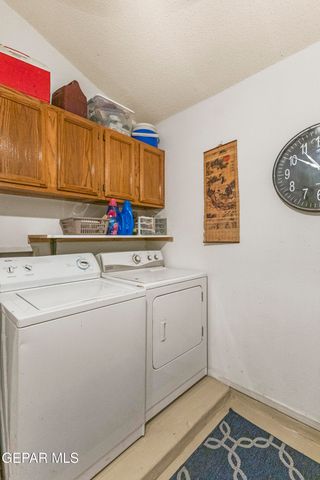 877 MONDEL PINE Place, El Paso, TX 79907