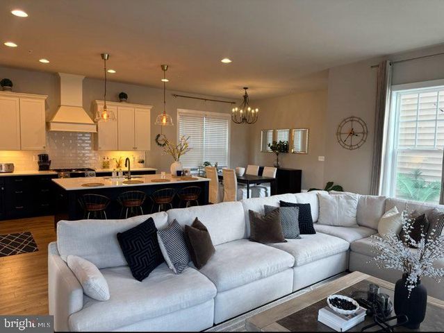 1502 SANDBAR WILLOW DR, Odenton, MD 21113