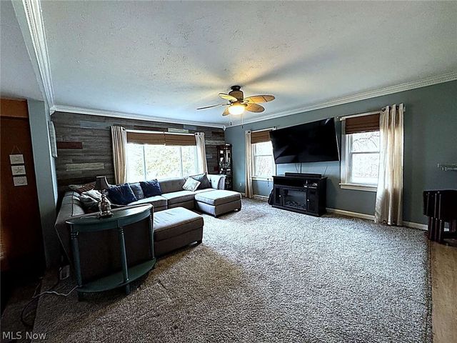 347 Riverside Drive, Painesville, OH 44077