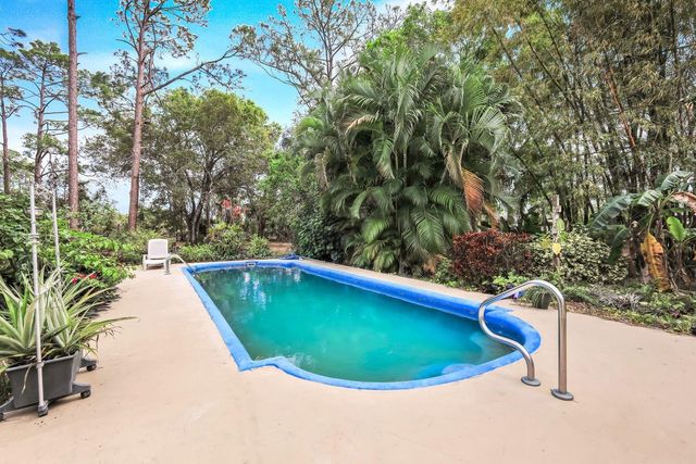 17740 Sabal Palm Drive, North Fort Myers, FL 33917