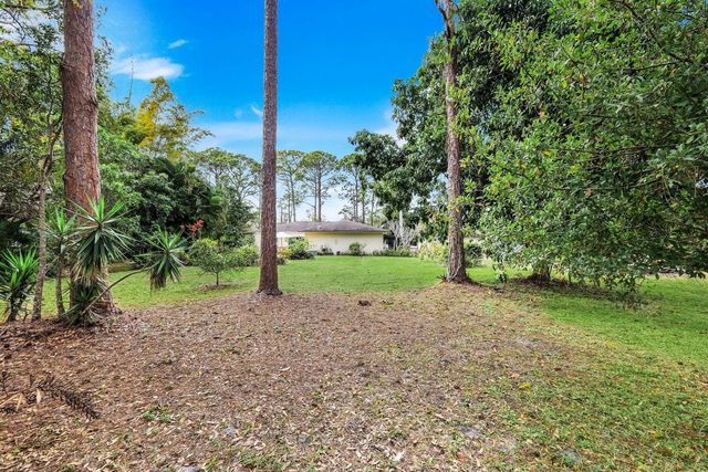 17740 Sabal Palm Drive, North Fort Myers, FL 33917