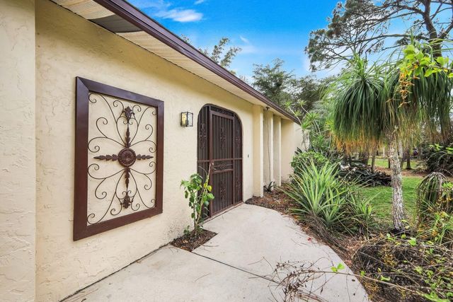 17740 Sabal Palm Drive, North Fort Myers, FL 33917