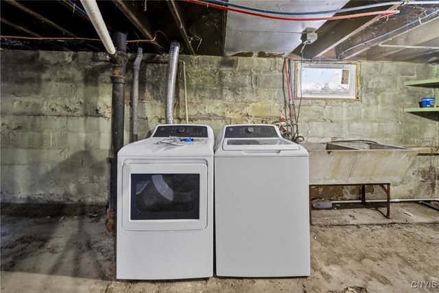 330 West Ostrander Avenue, Syracuse, NY 13205