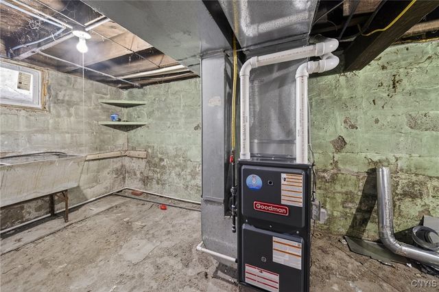 330 West Ostrander Avenue, Syracuse, NY 13205