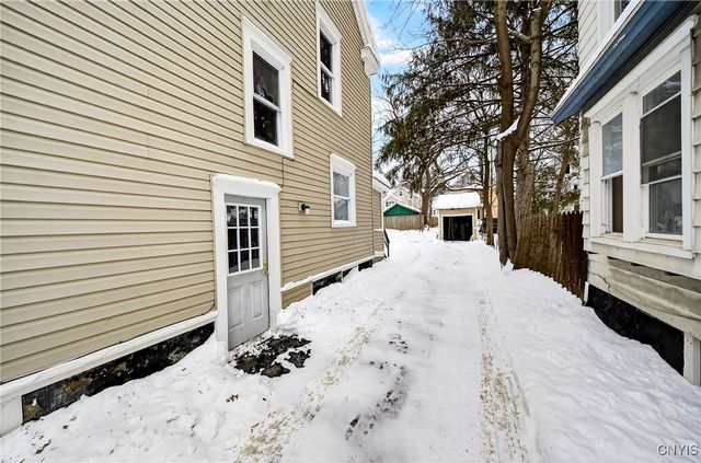 330 West Ostrander Avenue, Syracuse, NY 13205