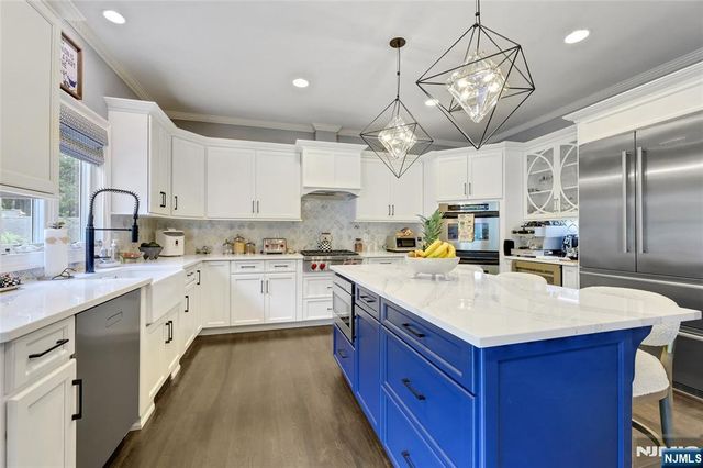 59 Lohs Place, Harrington Park, NJ 07640