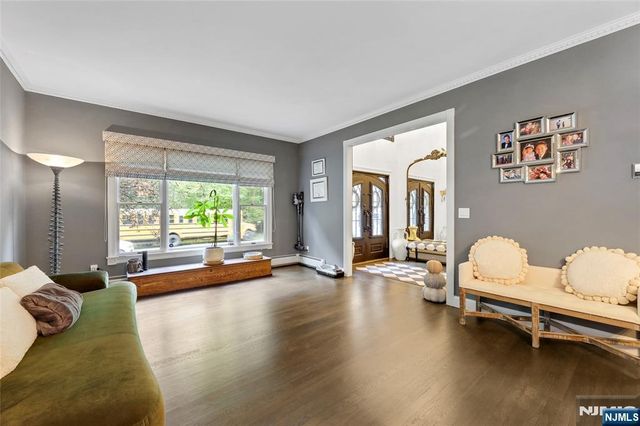 59 Lohs Place, Harrington Park, NJ 07640