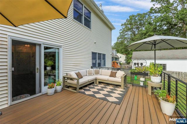 59 Lohs Place, Harrington Park, NJ 07640