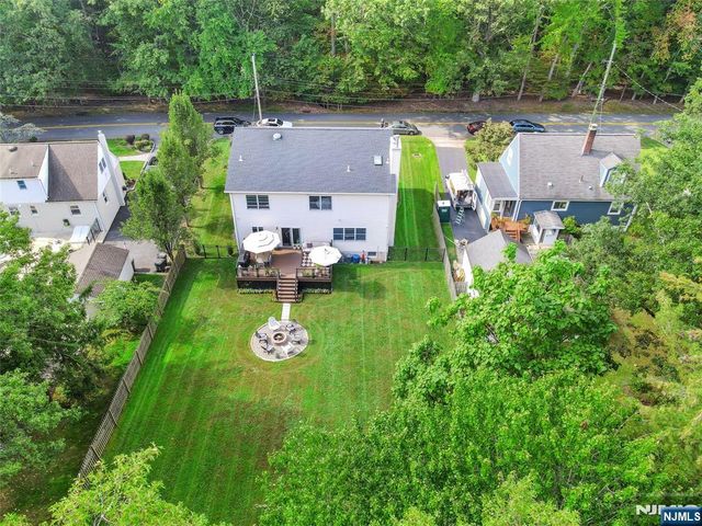 59 Lohs Place, Harrington Park, NJ 07640