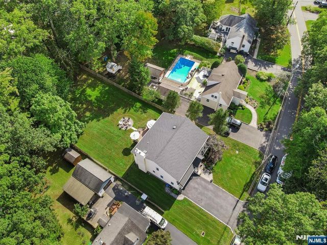 59 Lohs Place, Harrington Park, NJ 07640
