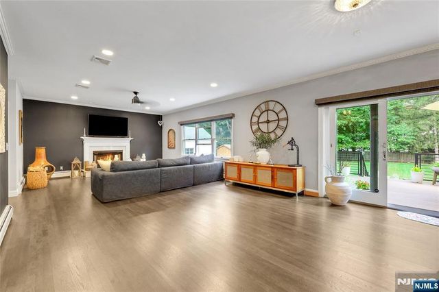 59 Lohs Place, Harrington Park, NJ 07640