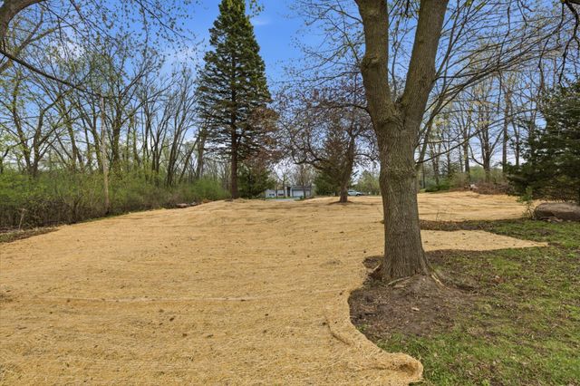 9975 194th Street W, Lakeville, MN 55044