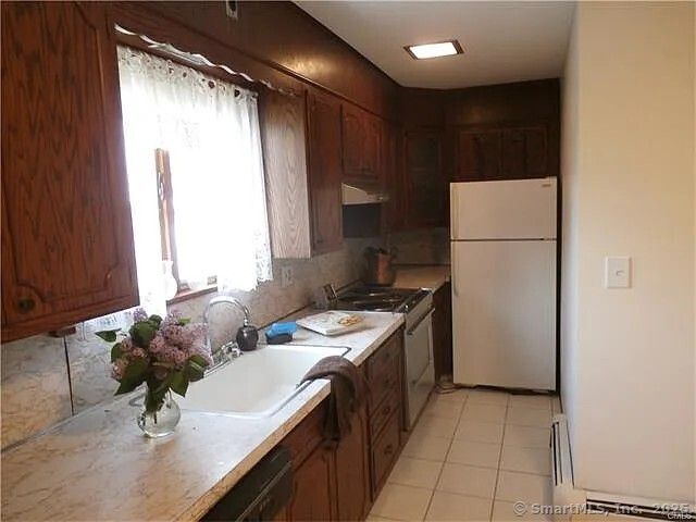 17 Holbrook Street, Ansonia, CT 06401