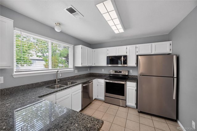 10452 Hyacinth Street, Littleton, CO 80129