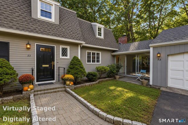 53 Woodridge Circle, West Hartford, CT 06107
