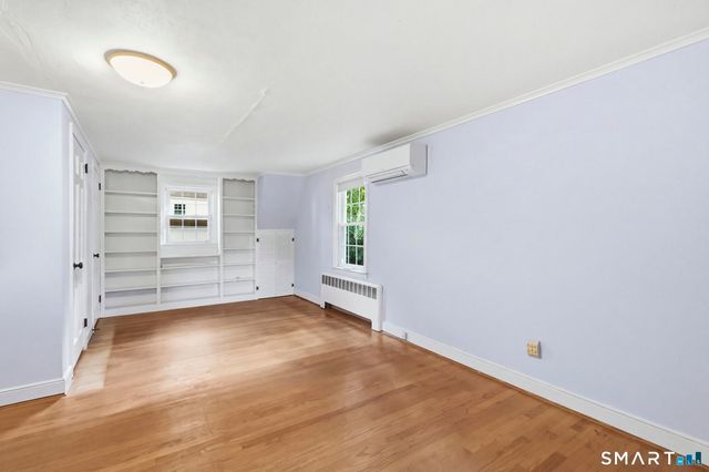 53 Woodridge Circle, West Hartford, CT 06107