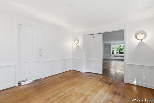 53 Woodridge Circle, West Hartford, CT 06107