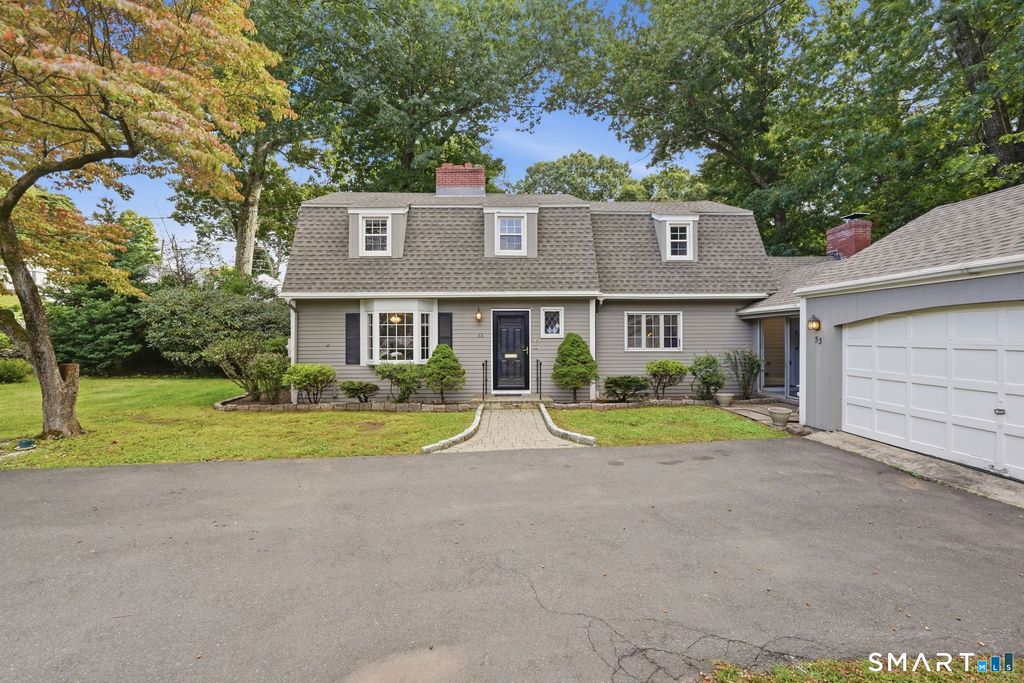 53 Woodridge Circle, West Hartford, CT 06107