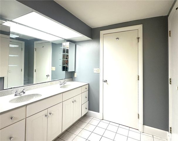 966 West Church Street, Elmira, NY 14905