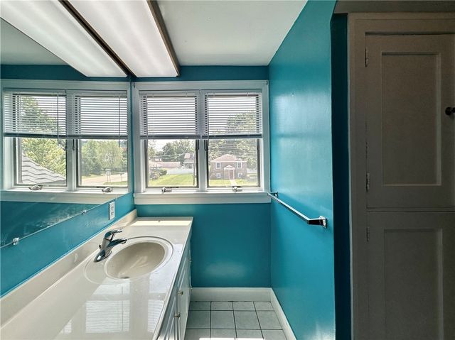 966 West Church Street, Elmira, NY 14905