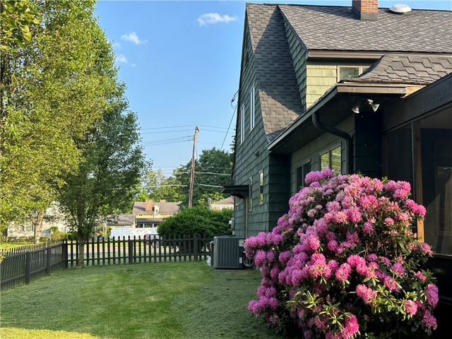 966 West Church Street, Elmira, NY 14905