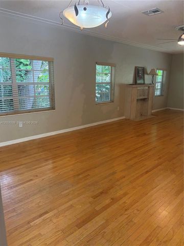 6625 Nervia St, Coral Gables, FL 33146