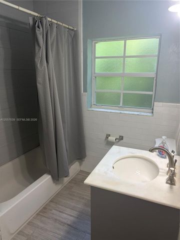 6625 Nervia St, Coral Gables, FL 33146