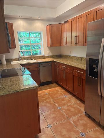 6625 Nervia St, Coral Gables, FL 33146