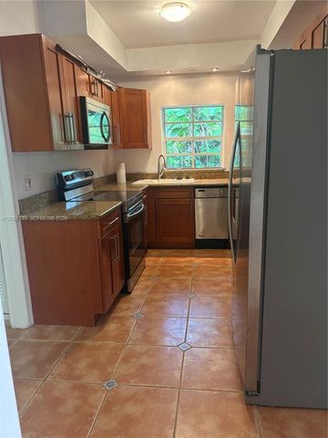 6625 Nervia St, Coral Gables, FL 33146