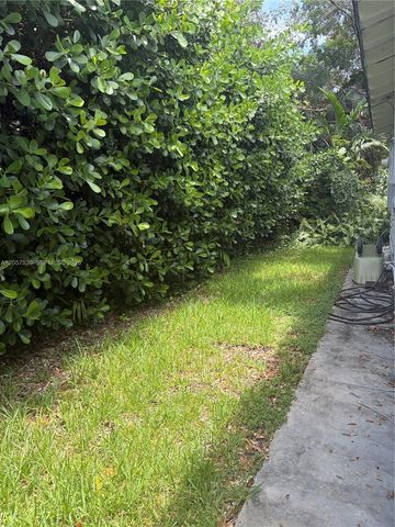 6625 Nervia St, Coral Gables, FL 33146