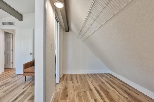 18711 RED BIRD LANE, Lithia, FL 33547