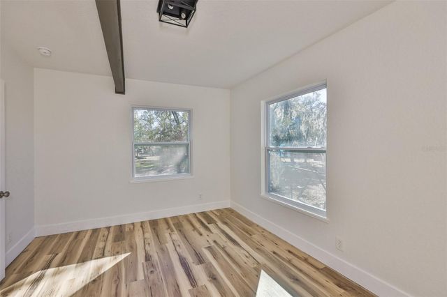 18711 RED BIRD LANE, Lithia, FL 33547