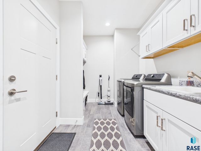 5408 E 64th St Street, Sioux Falls, SD 57108