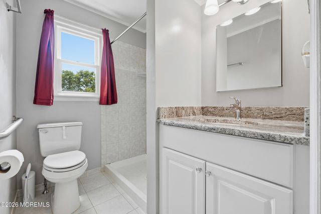 14 Vaughn Avenue, Spotswood, NJ 08884