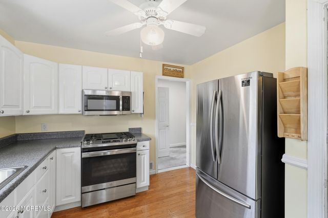14 Vaughn Avenue, Spotswood, NJ 08884