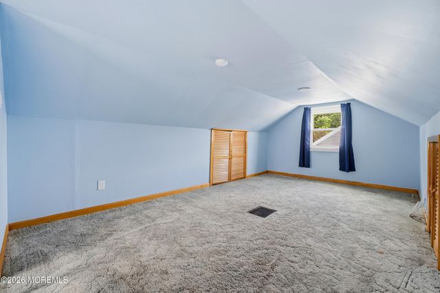 14 Vaughn Avenue, Spotswood, NJ 08884