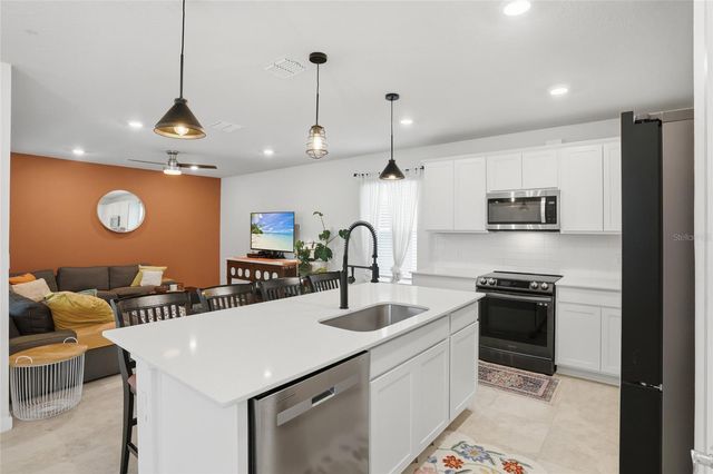 1818 GROVELINE ROAD, St Cloud, FL 34771