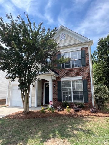 2435 Normancrest Court, Charlotte, NC 28270