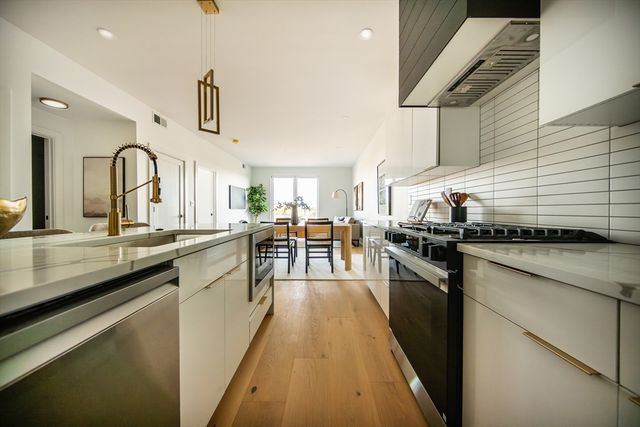66 Mcgrath Highway 509, Quincy, MA 02169