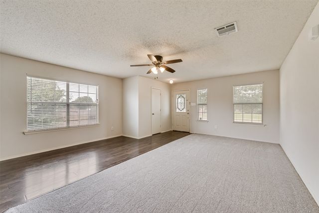 124 Independence Avenue, Venus, TX 76084