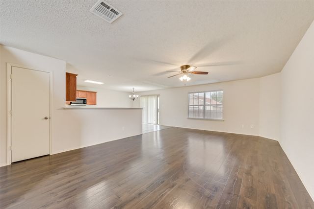 124 Independence Avenue, Venus, TX 76084