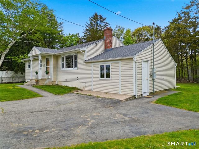 13 Mark Trail, Groton, CT 06340