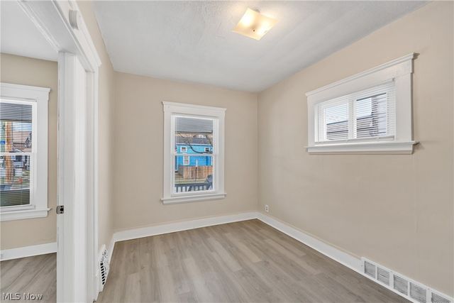 3011 Bradwell Avenue, Cleveland, OH 44109