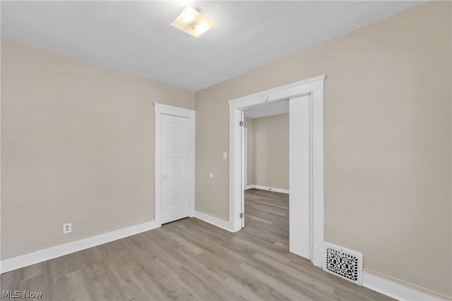 3011 Bradwell Avenue, Cleveland, OH 44109