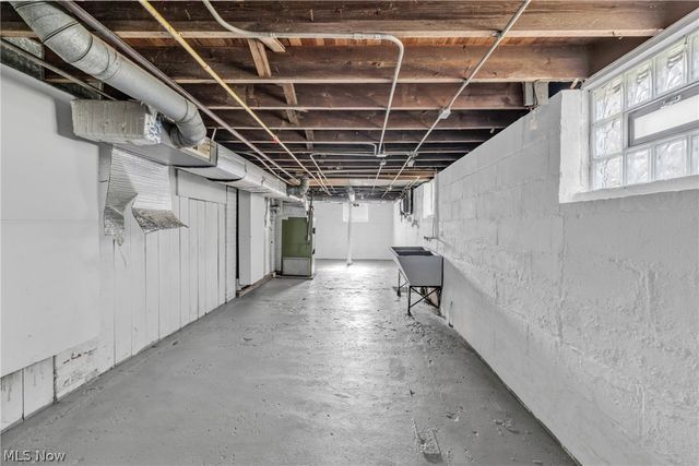 3011 Bradwell Avenue, Cleveland, OH 44109