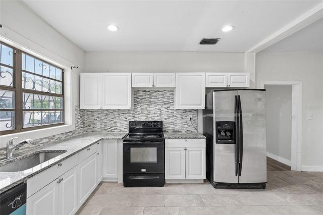 3105 N 16TH STREET, Tampa, FL 33605