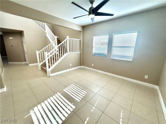 10232 Glacier Pool Street, Las Vegas, NV 89178